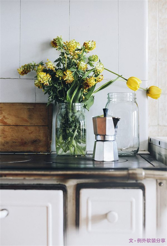 不會插花怎么了？這不是重點，反正這些花器插什么都美！-別墅設(shè)計,軟裝設(shè)計,室內(nèi)設(shè)計,豪宅設(shè)計,深圳例外軟裝設(shè)計公司