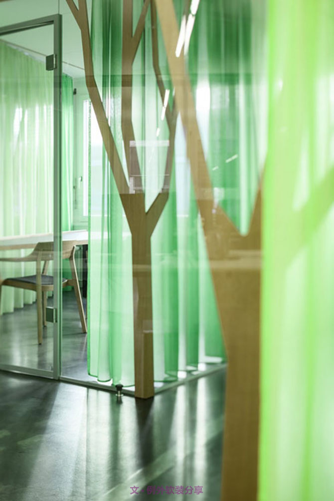 蘇黎世創(chuàng)意設(shè)計辦公室，工作再忙也來勁-別墅設(shè)計_軟裝設(shè)計_室內(nèi)設(shè)計_豪宅設(shè)計-深圳例外軟裝設(shè)計公司